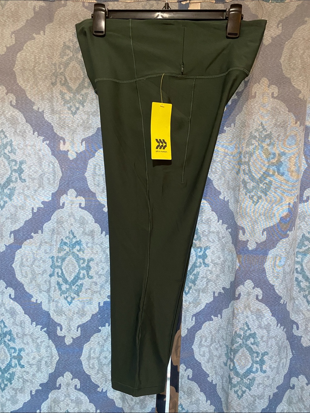 Woman’s Dark Green Performance Pants - Sleek Athletic Fit